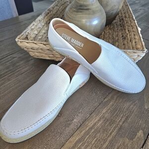 NWOB Steve Madden White Men's Leather Loafers/Shoes Great For Vaca!! Size 11.5